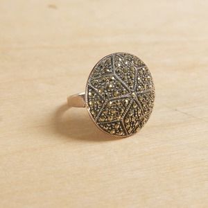 marcasite circle star ring Small size